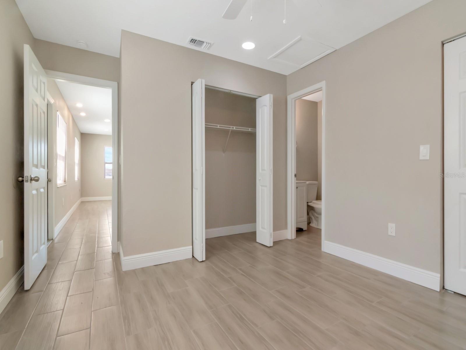 1211 62ND AVE E, BRADENTON, FL — photo 12