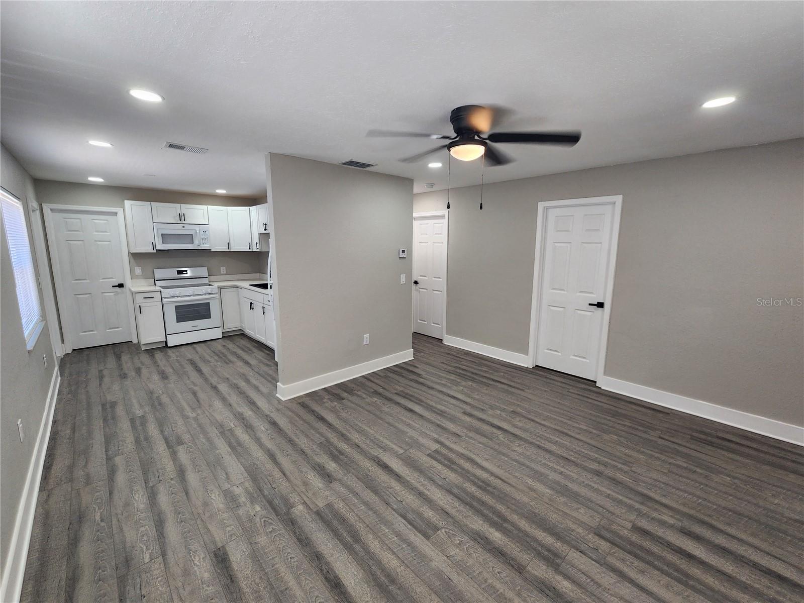 1211 62ND AVE E, BRADENTON, FL — photo 23