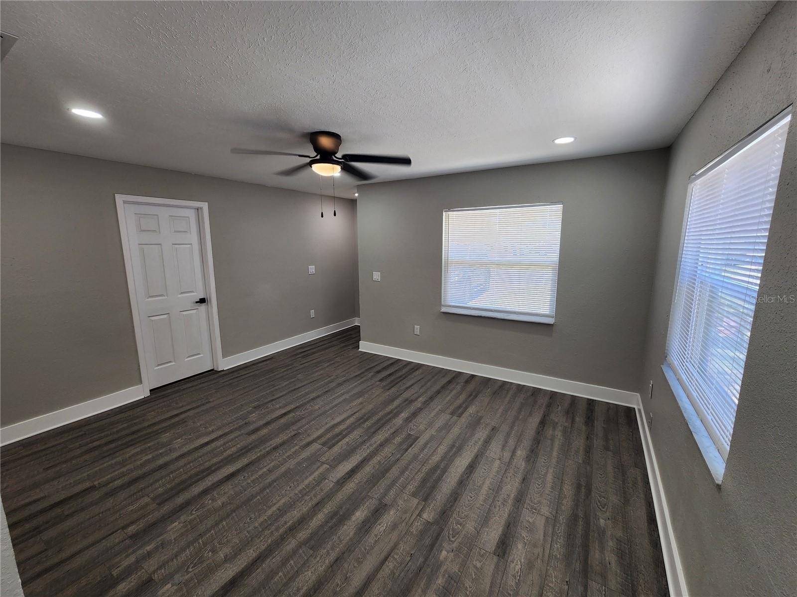 1211 62ND AVE E, BRADENTON, FL — photo 24