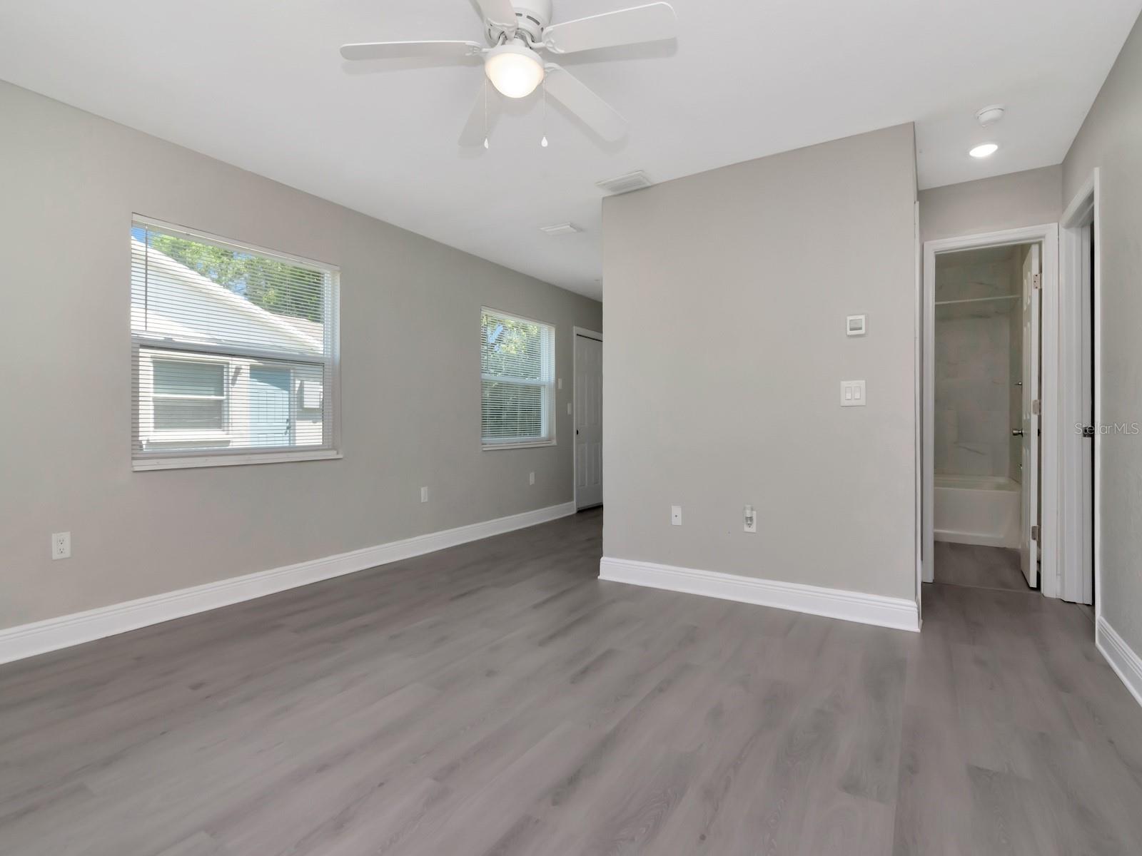 1211 62ND AVE E, BRADENTON, FL — photo 47