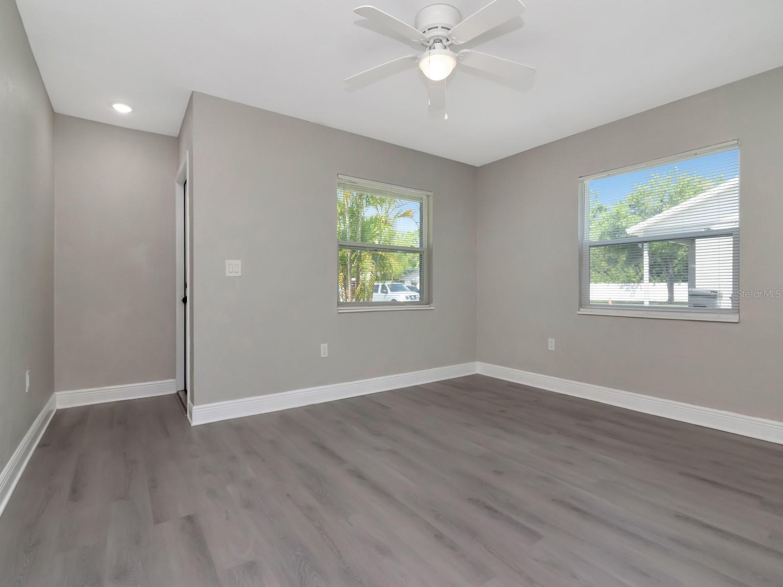 1211 62ND AVE E, BRADENTON, FL — photo 48