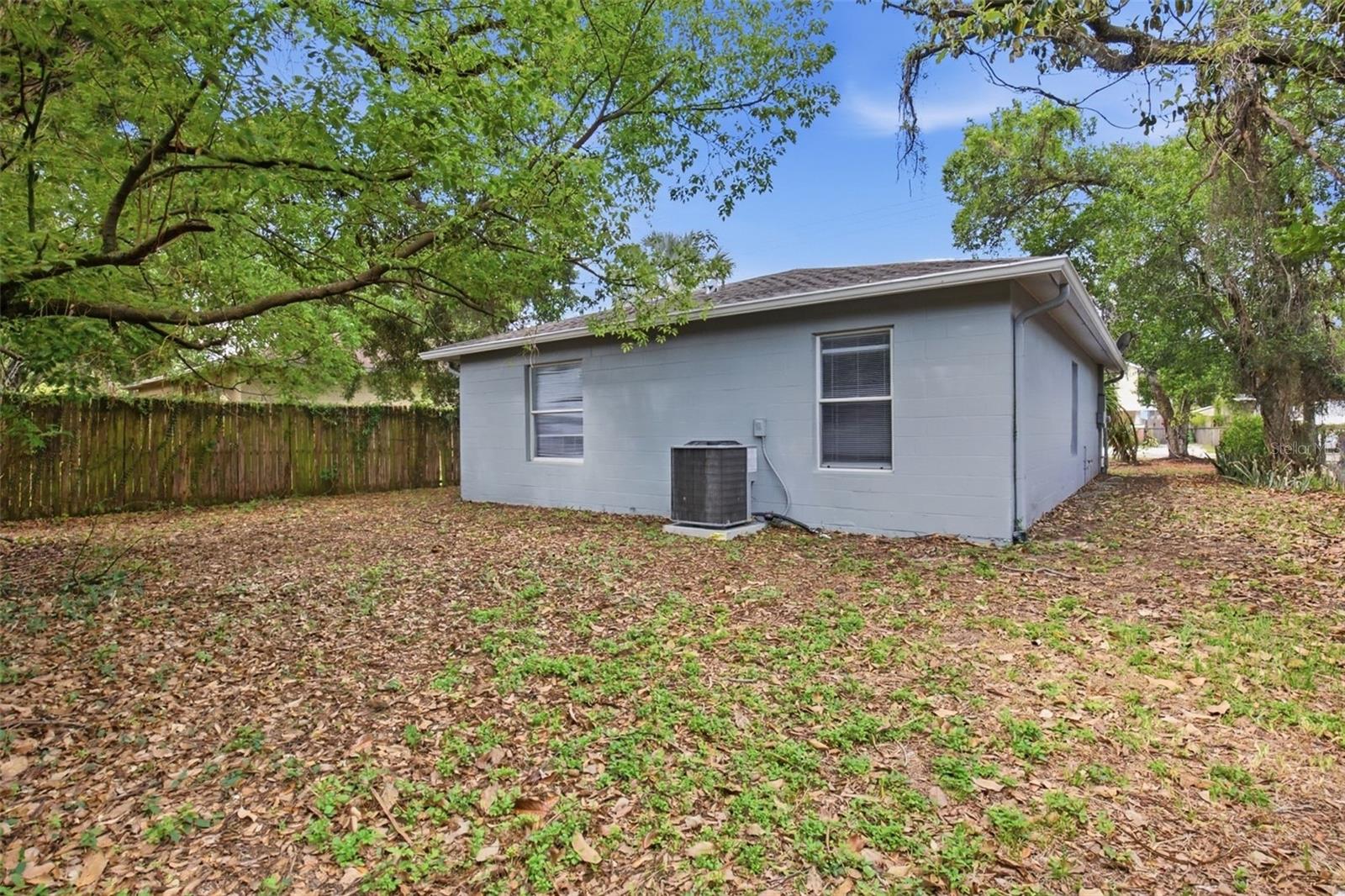 8309 N 12TH ST, TAMPA, FL — photo 21