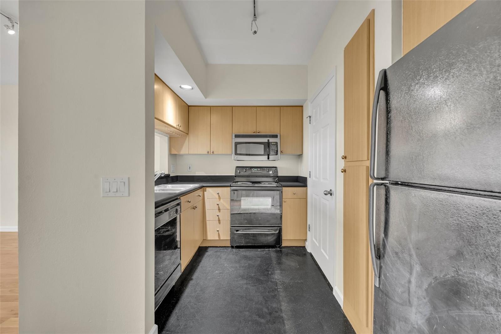 322 E CENTRAL BLVD #1708, ORLANDO, FL — photo 5