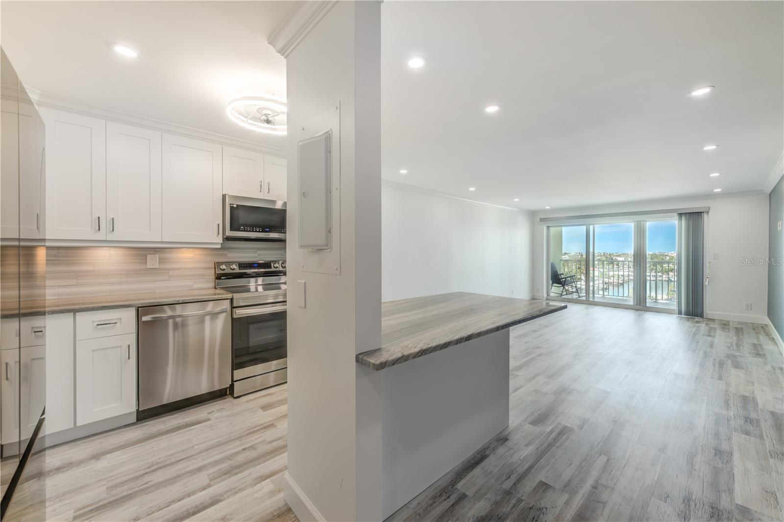 400 64TH AVE #901, ST PETE BEACH, FL — photo 2