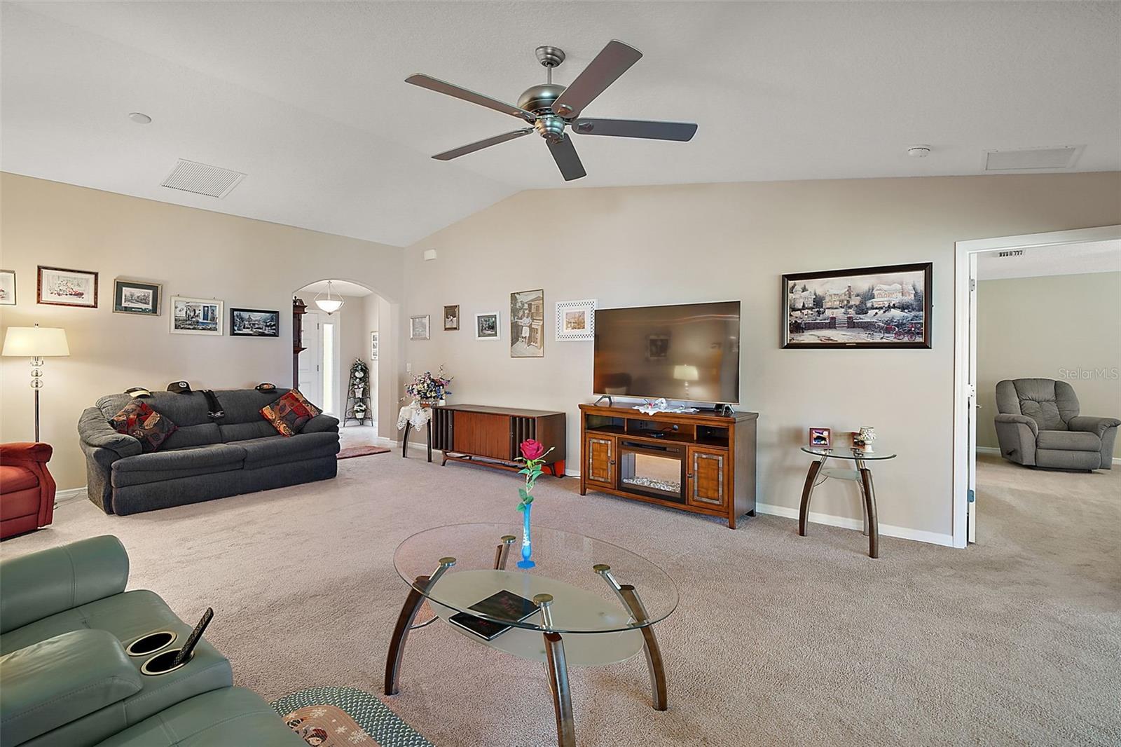 27102 CAMERONS RUN, LEESBURG, FL — photo 20
