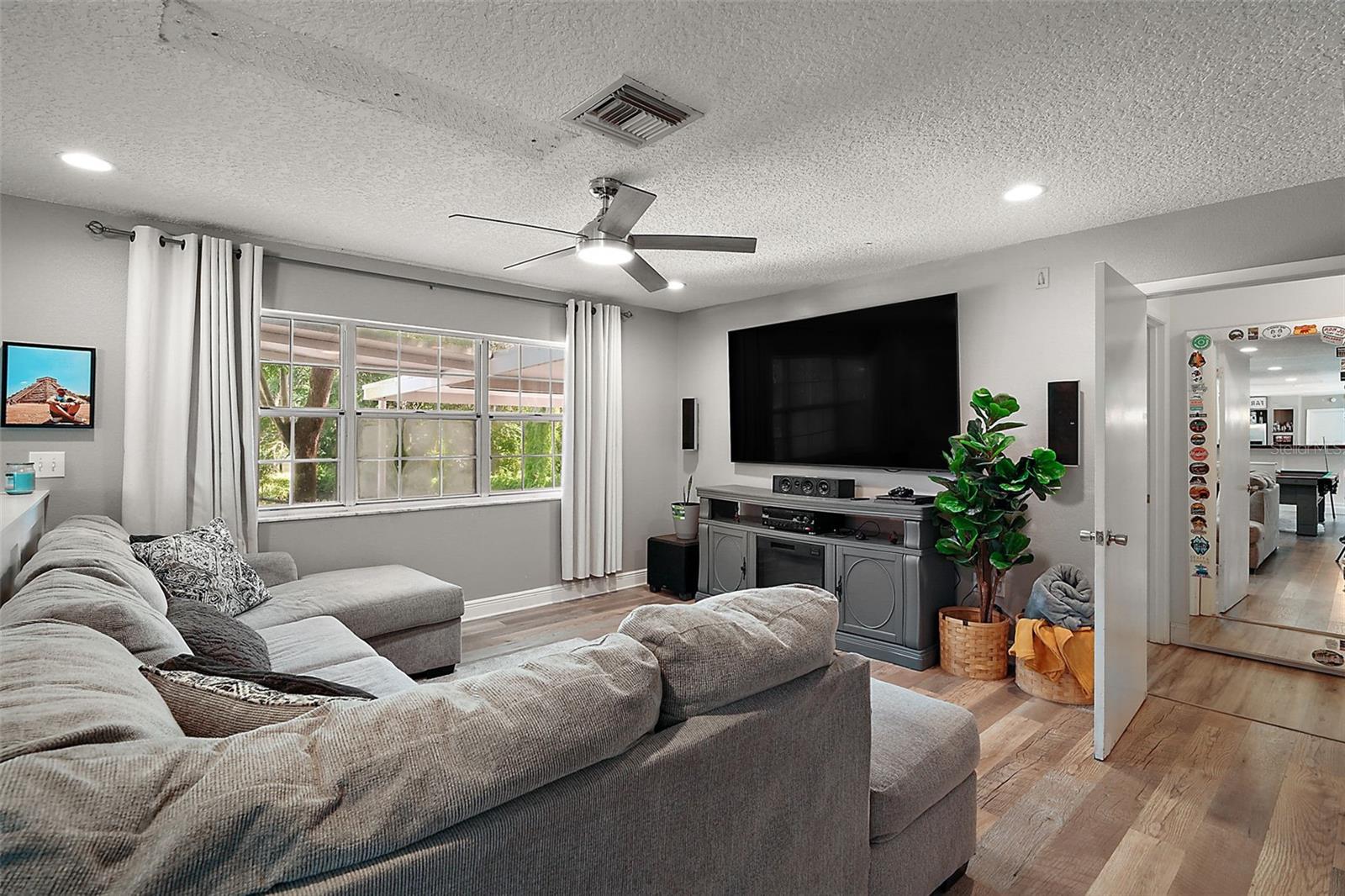 705 SUMMIT CT, MOUNT DORA, FL — photo 9