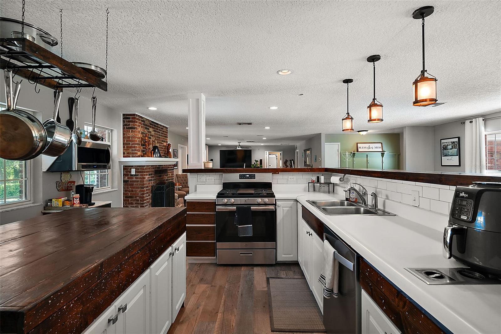 705 SUMMIT CT, MOUNT DORA, FL — photo 26