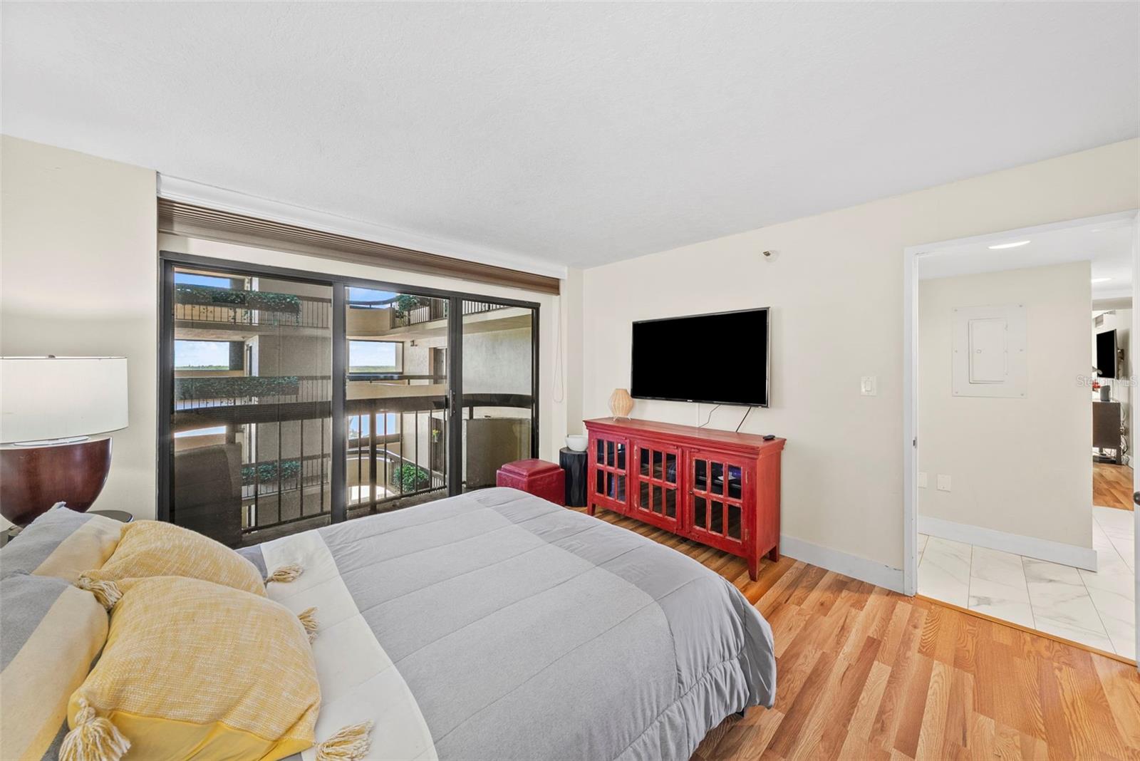 2413 BAYSHORE BLVD #803, TAMPA, FL — photo 46