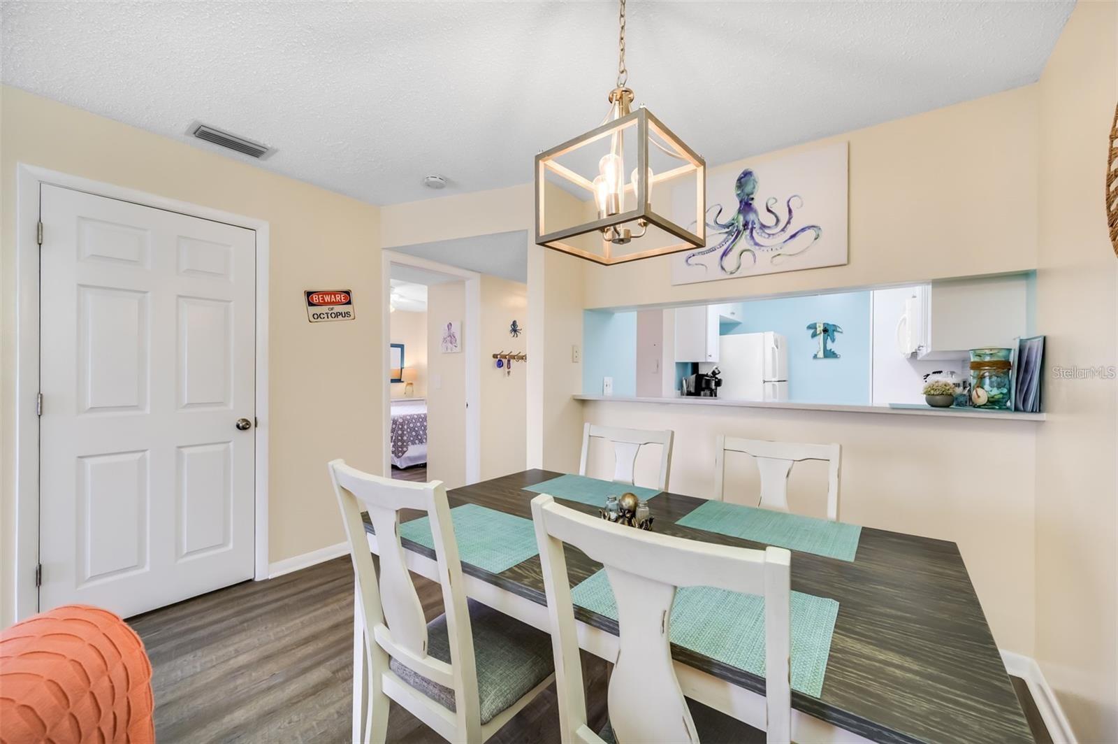 260 MEDALLION BLVD #F, MADEIRA BEACH, FL — photo 8