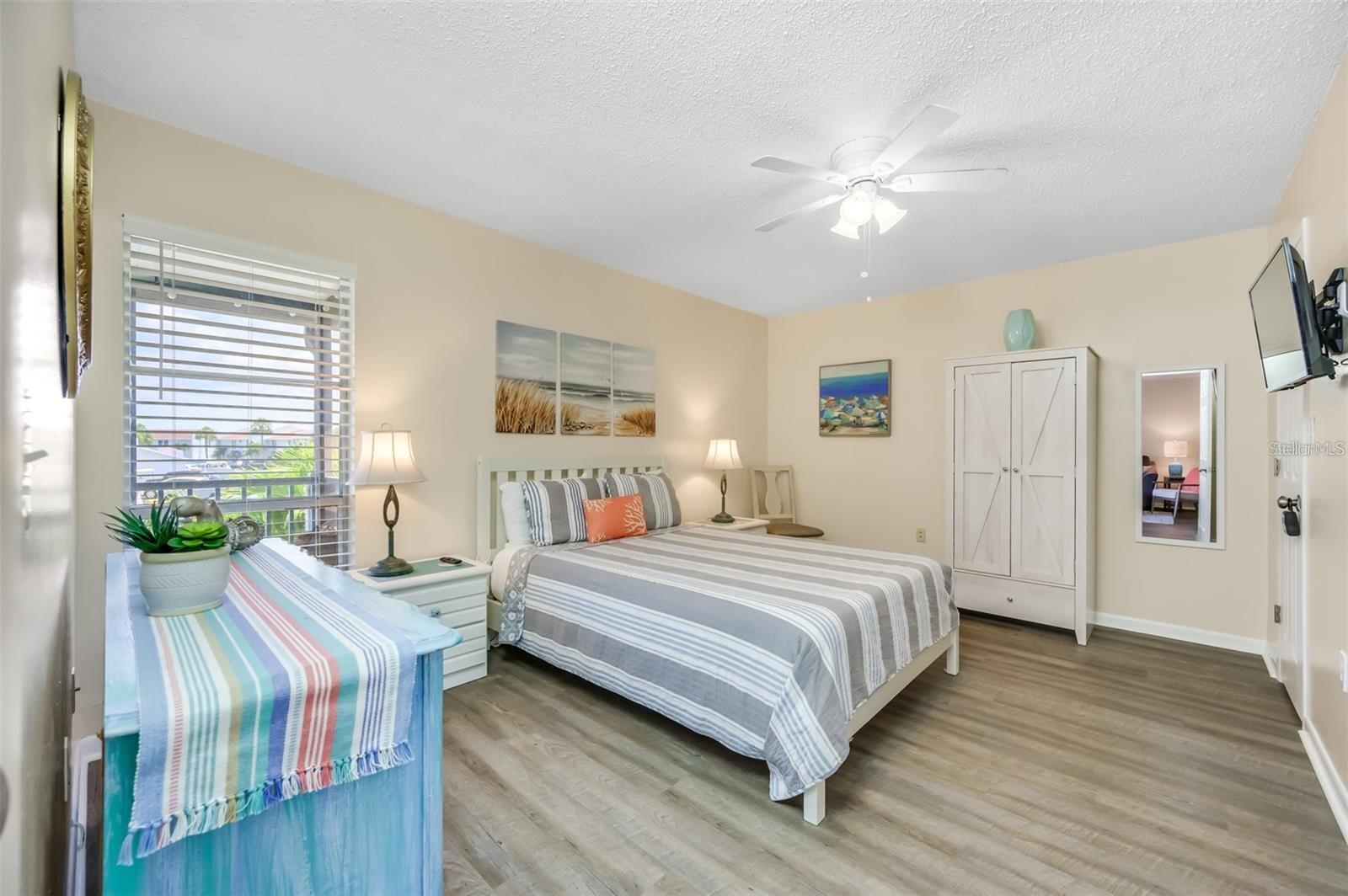 260 MEDALLION BLVD #F, MADEIRA BEACH, FL — photo 14