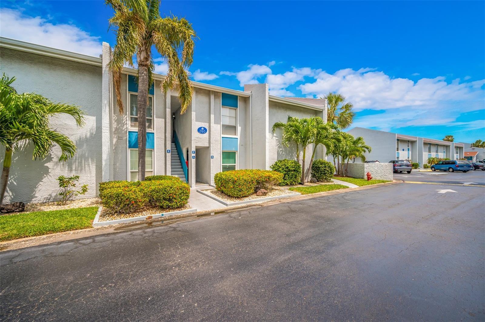 260 MEDALLION BLVD #F, MADEIRA BEACH, FL — photo 21