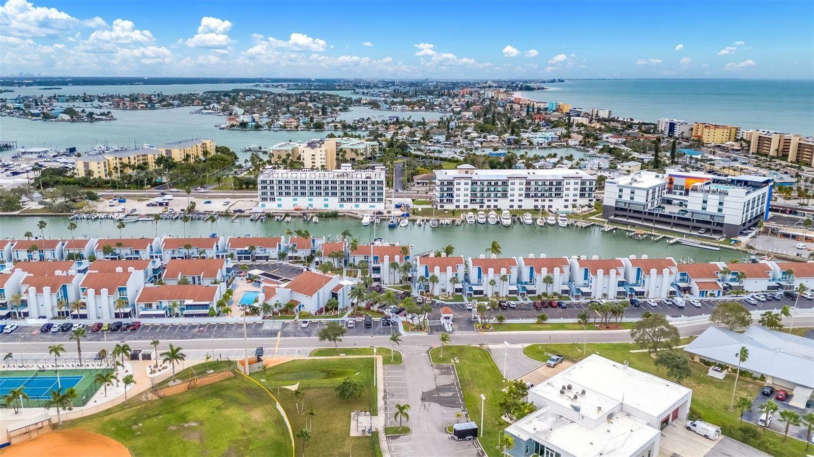 260 MEDALLION BLVD #F, MADEIRA BEACH, FL — photo 23