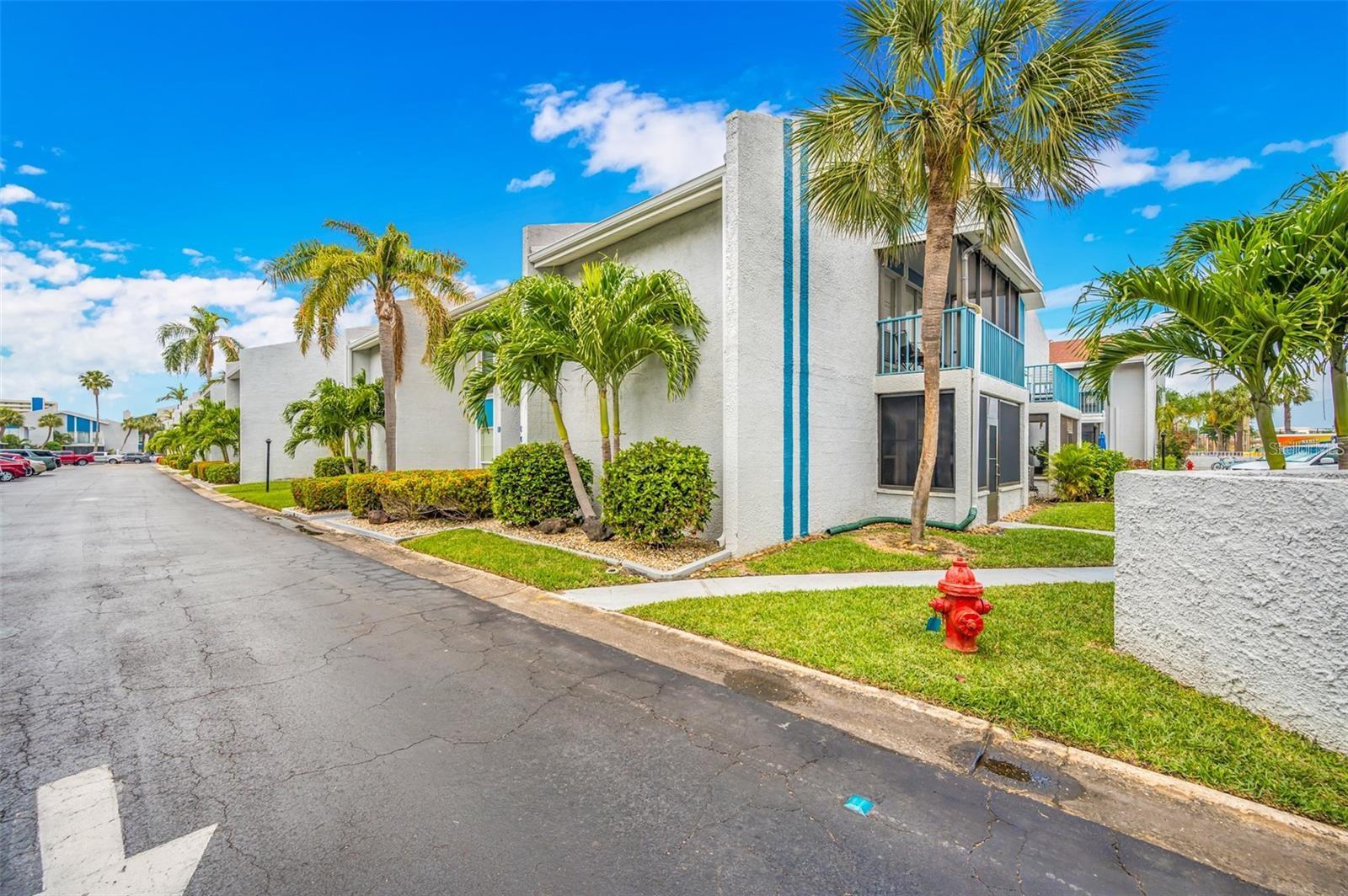 260 MEDALLION BLVD #F, MADEIRA BEACH, FL — photo 30