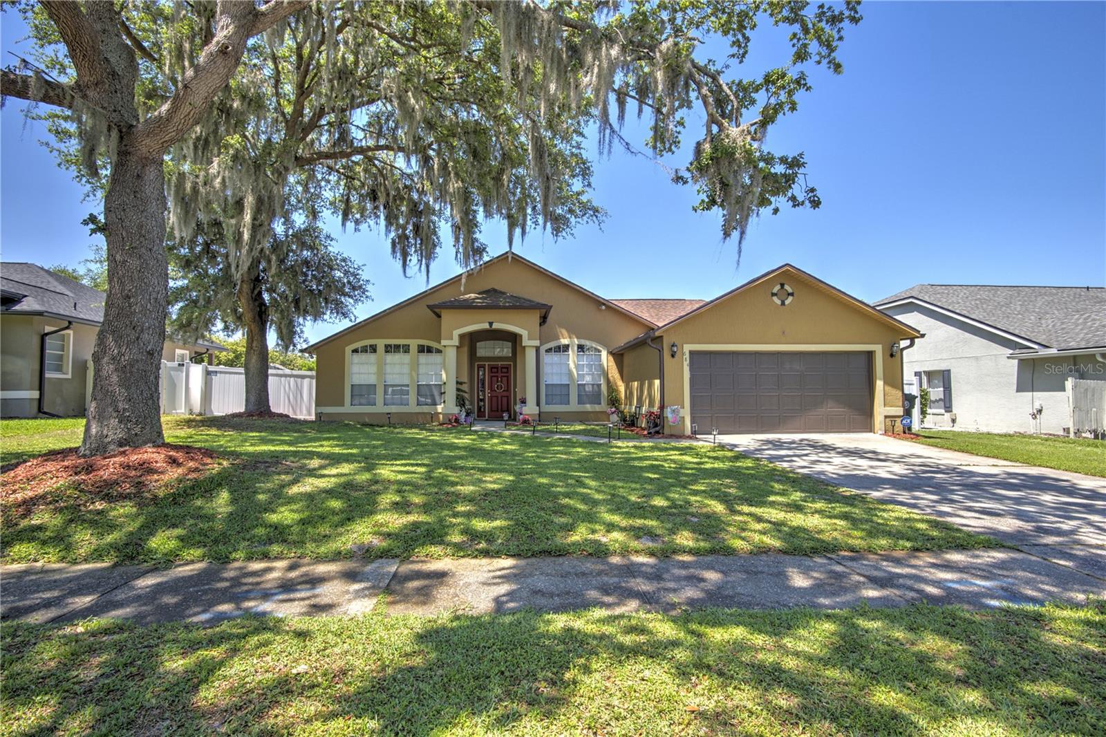 684 YORKSHIRE DR, OVIEDO, FL