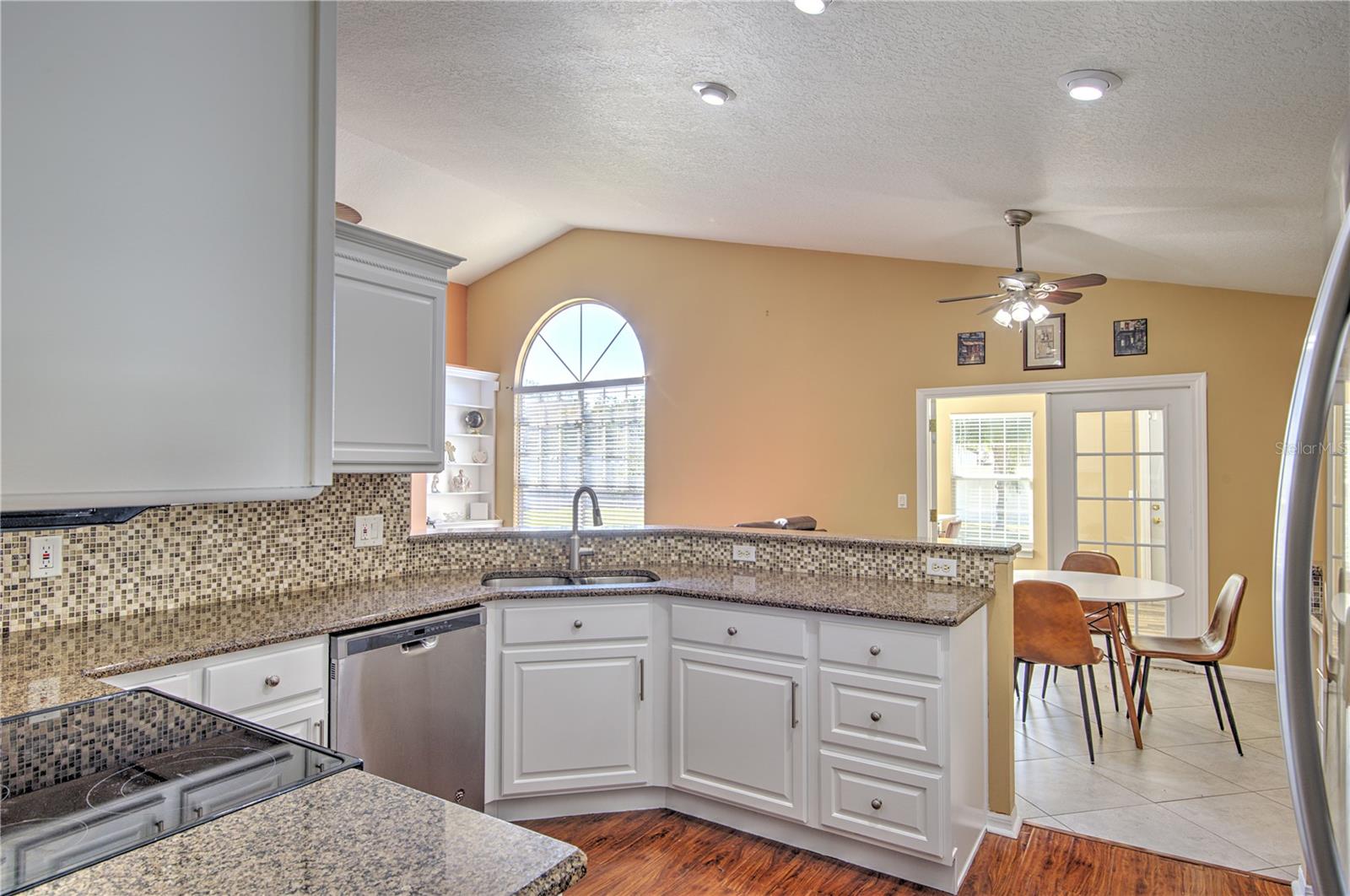 684 YORKSHIRE DR, OVIEDO, FL — photo 11