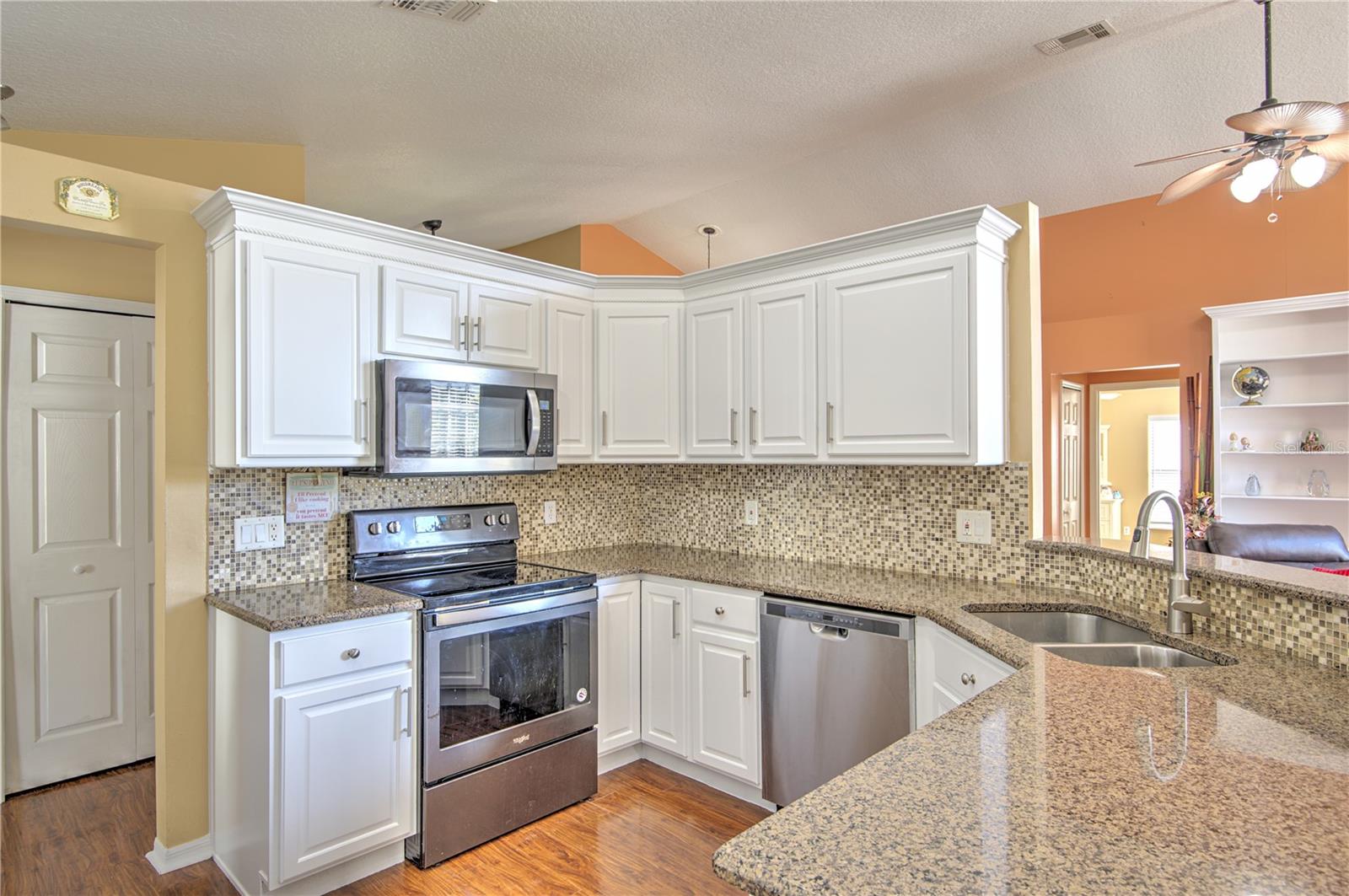 684 YORKSHIRE DR, OVIEDO, FL — photo 15
