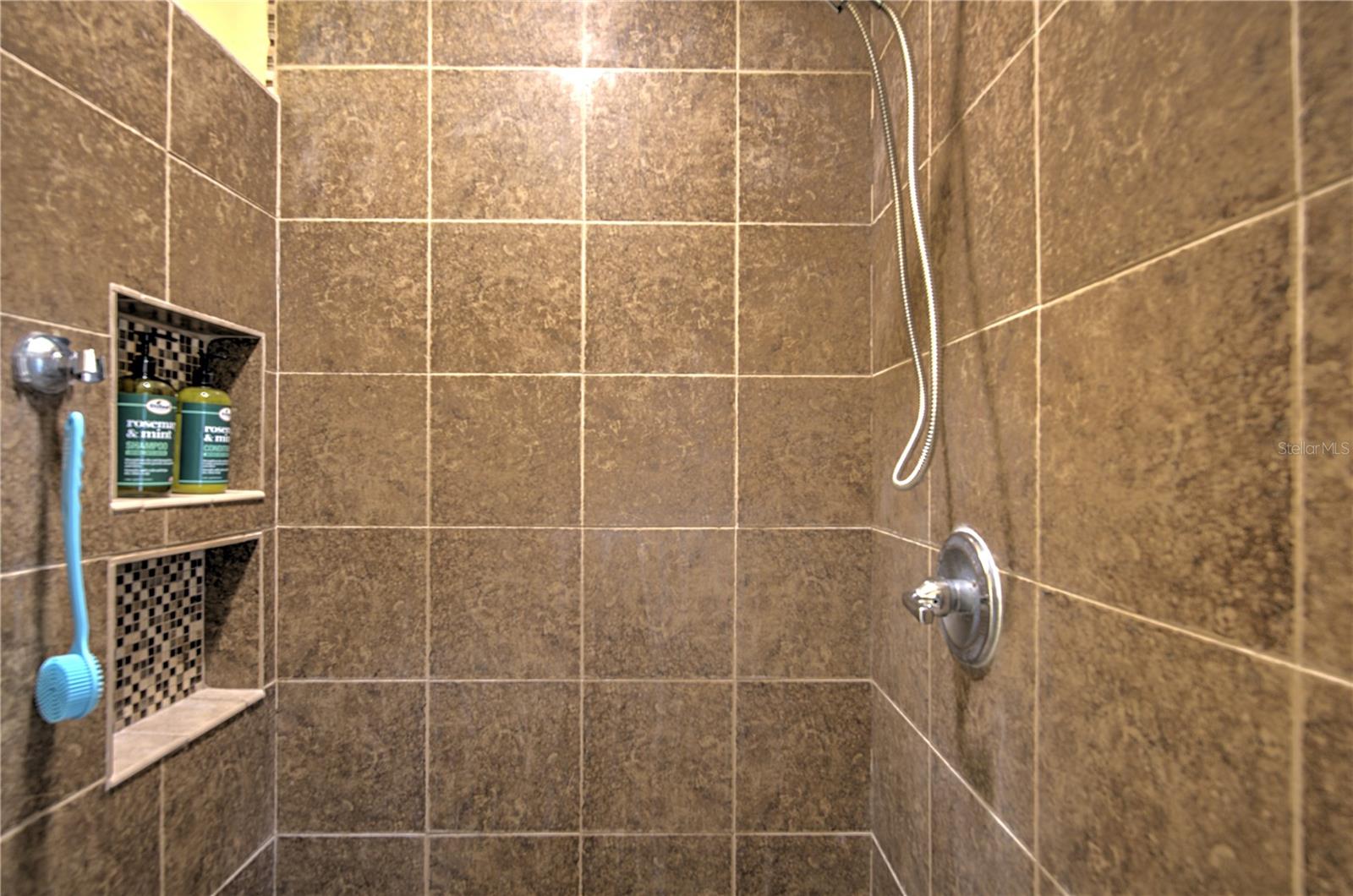 684 YORKSHIRE DR, OVIEDO, FL — photo 22