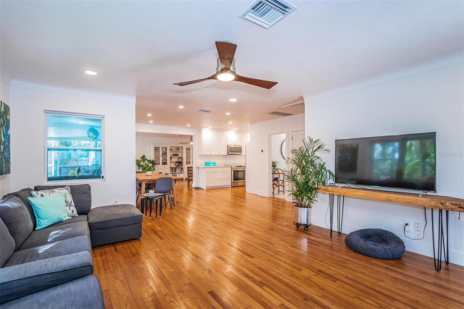 2657 44TH ST S, GULFPORT, FL — photo 3
