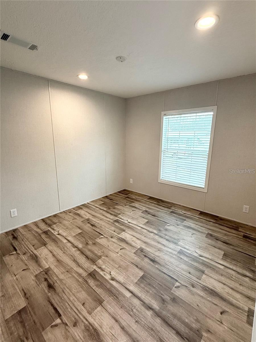 7801 34TH AVE N #30, ST PETERSBURG, FL — photo 5