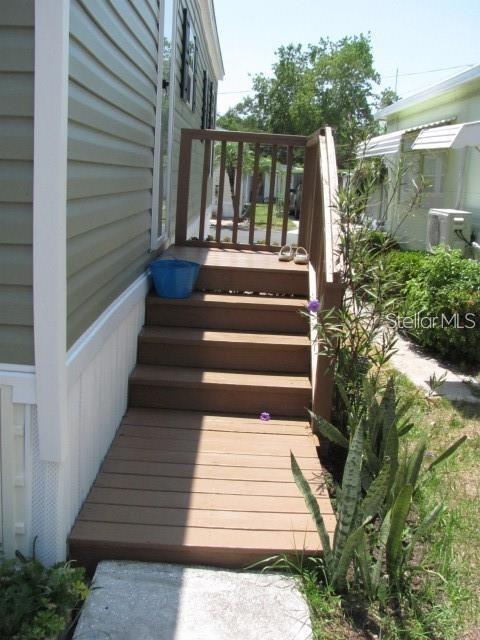7801 34TH AVE N #30, ST PETERSBURG, FL — photo 22