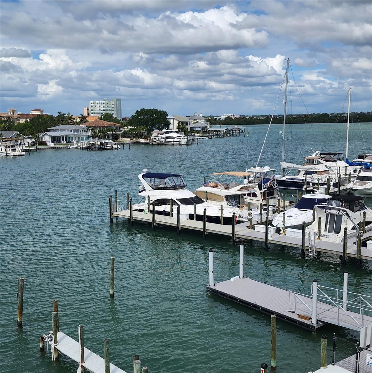 800 BAYWAY BLVD #28, CLEARWATER BEACH, FL — photo 8