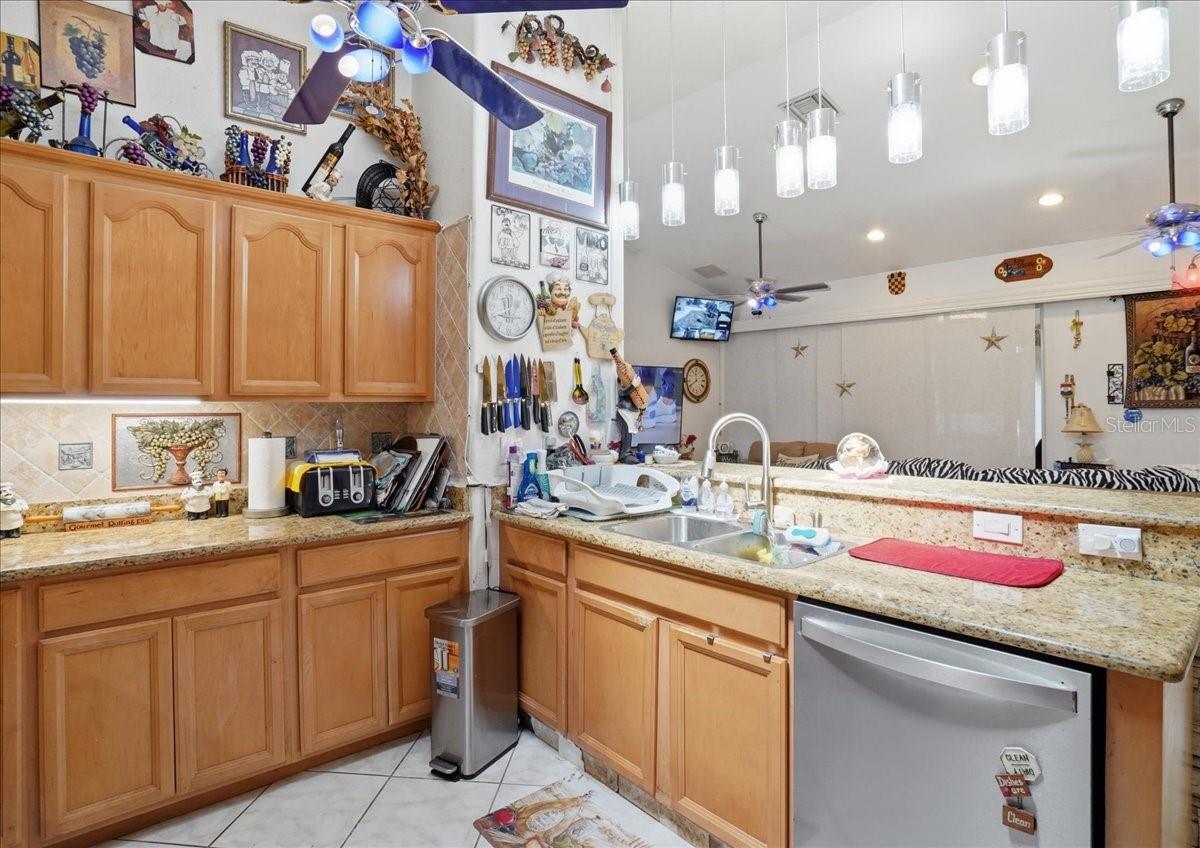 6993 MANNIZ RD, PORT CHARLOTTE, FL — photo 15