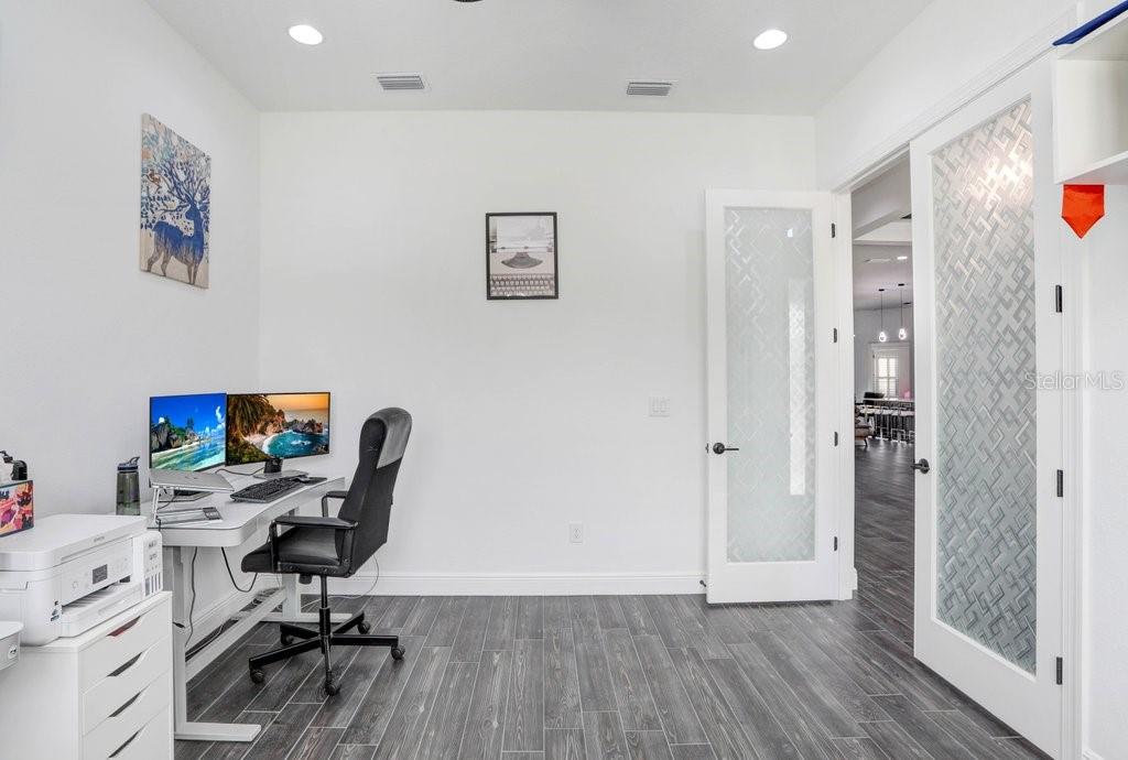 16247 NOVEMBER RAIN CT, LAND O LAKES, FL — photo 6