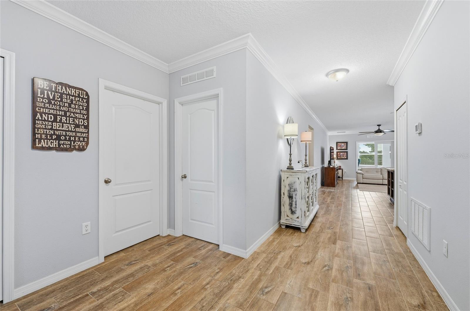 186 FLATWOODS LOOP, DAVENPORT, FL — photo 2