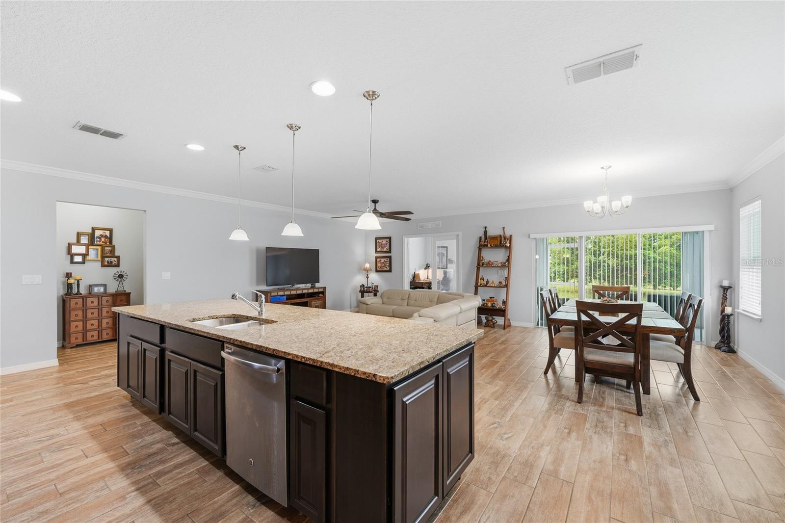 186 FLATWOODS LOOP, DAVENPORT, FL — photo 8