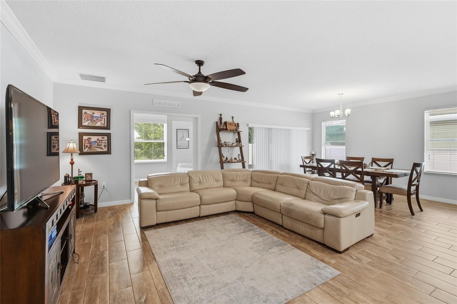 186 FLATWOODS LOOP, DAVENPORT, FL — photo 10
