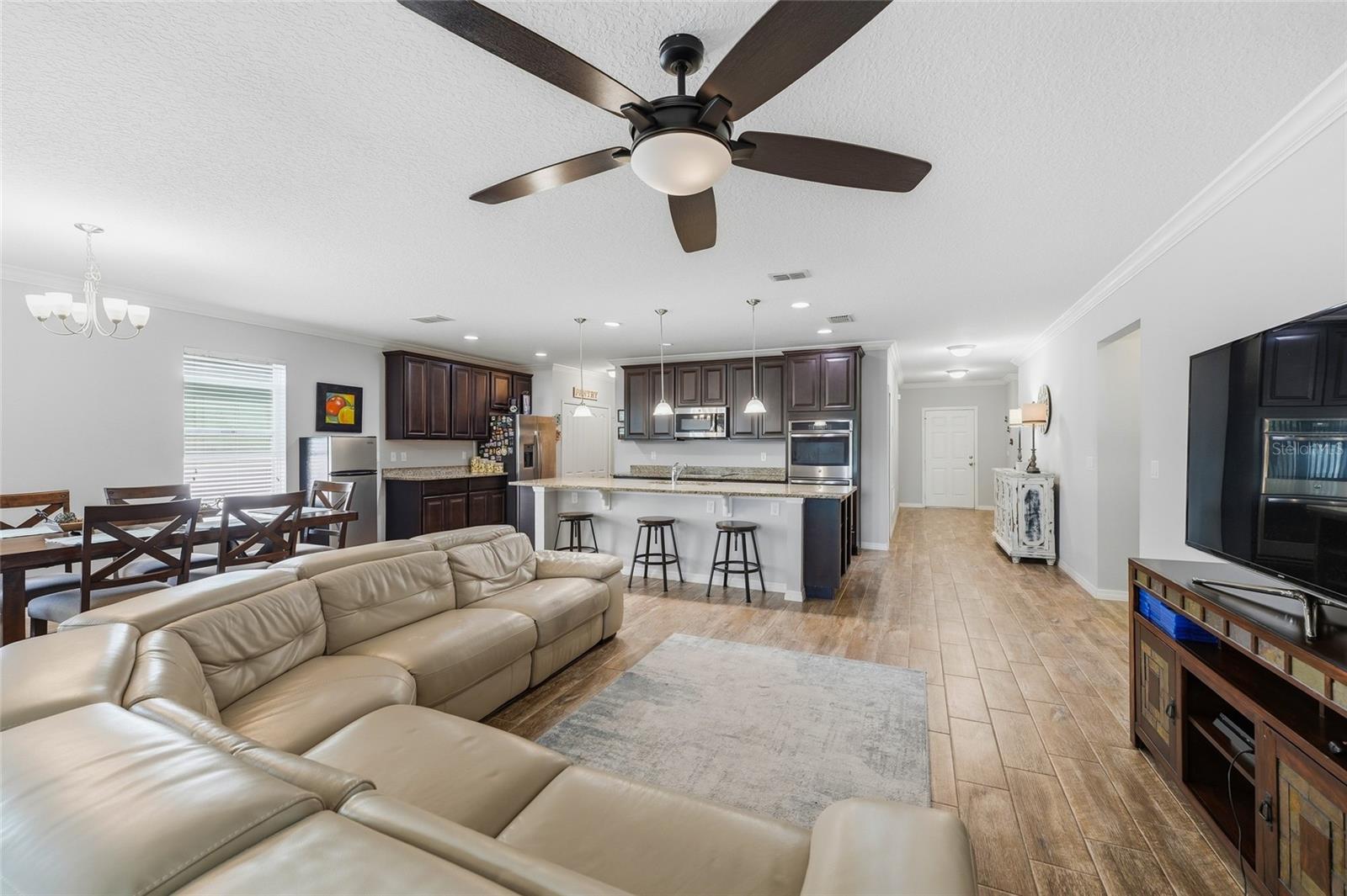 186 FLATWOODS LOOP, DAVENPORT, FL — photo 12