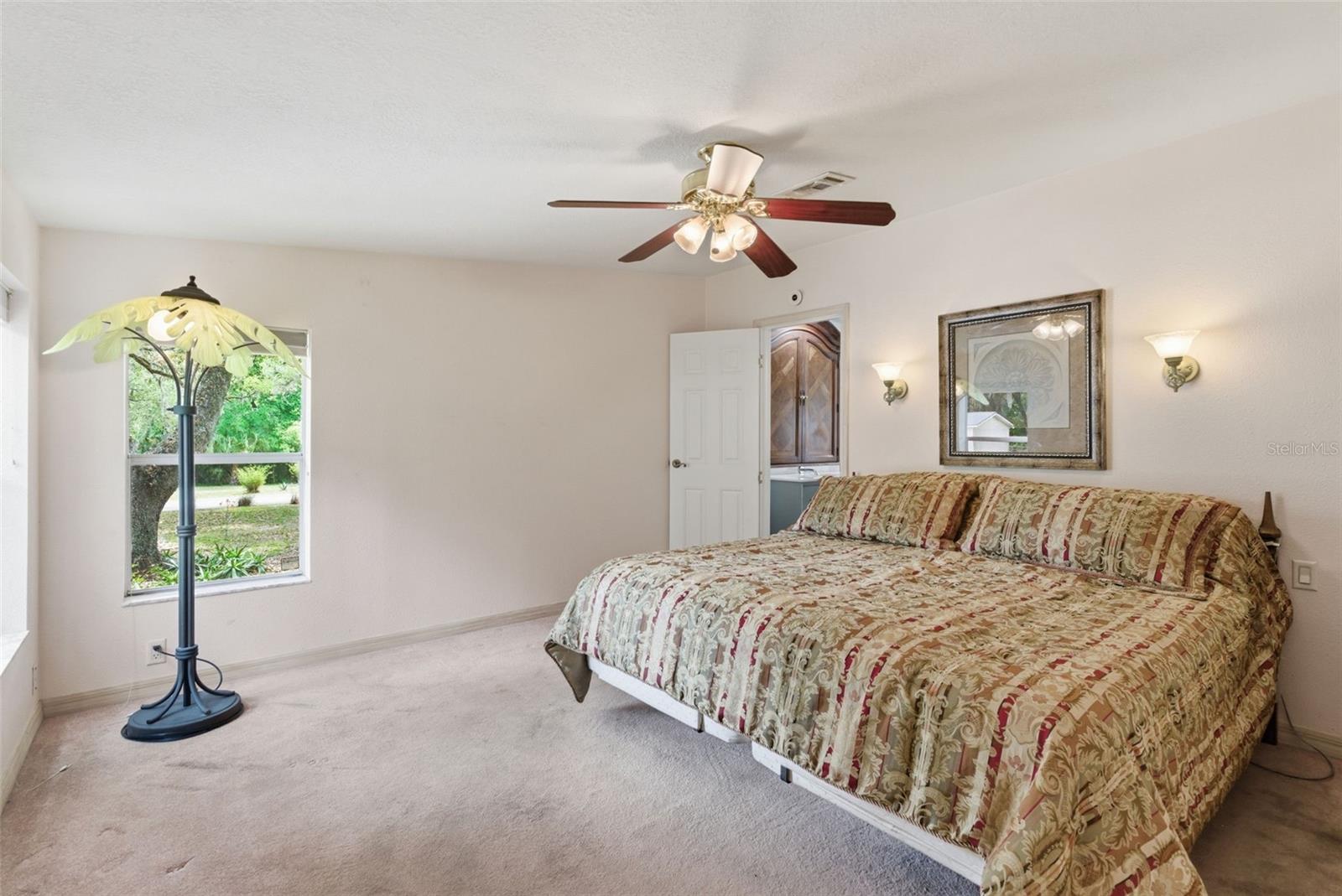 9101 WOOD TERRACE DR, TAMPA, FL — photo 14