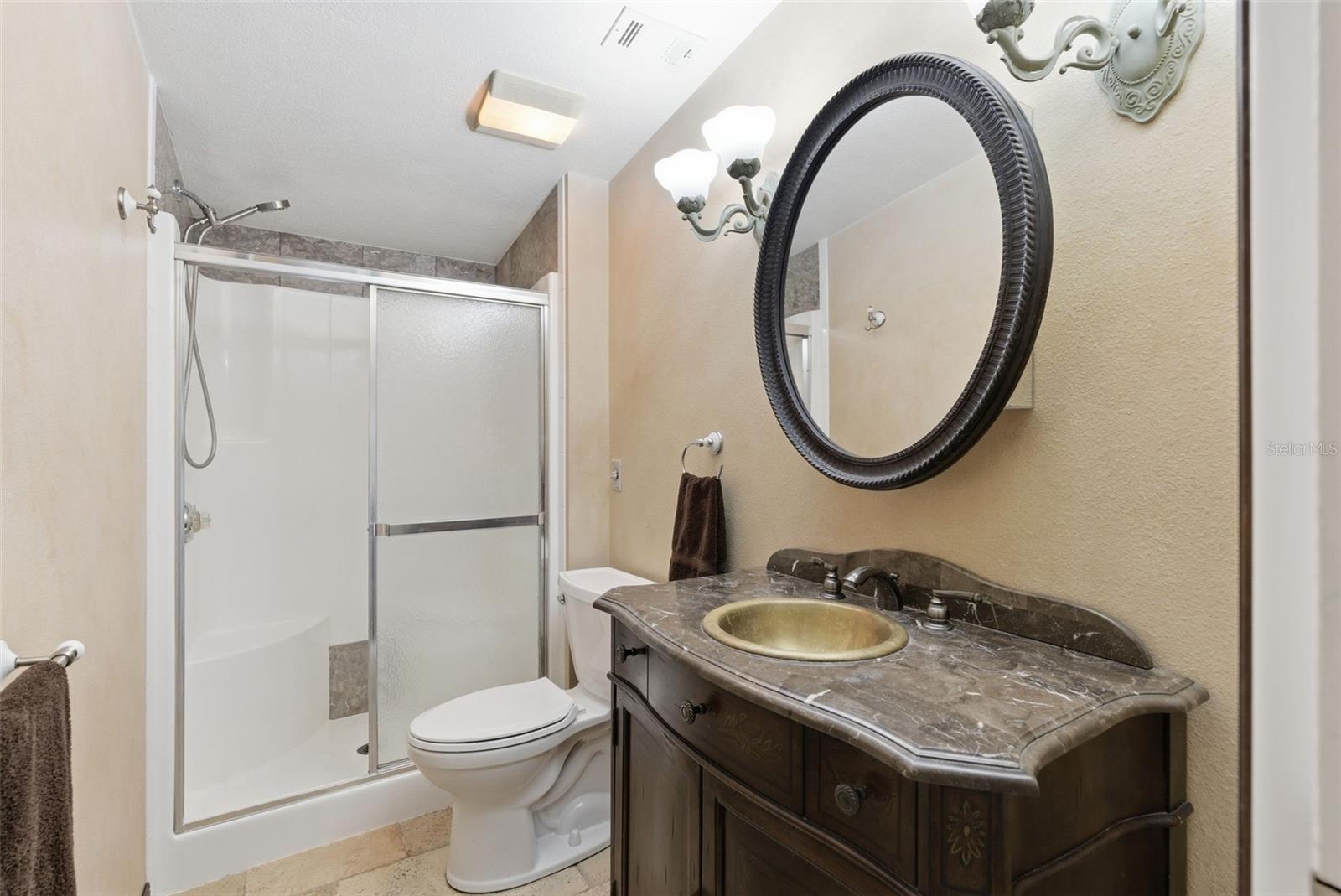 9101 WOOD TERRACE DR, TAMPA, FL — photo 26