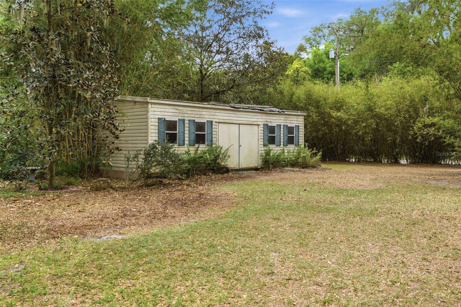 9101 WOOD TERRACE DR, TAMPA, FL — photo 33
