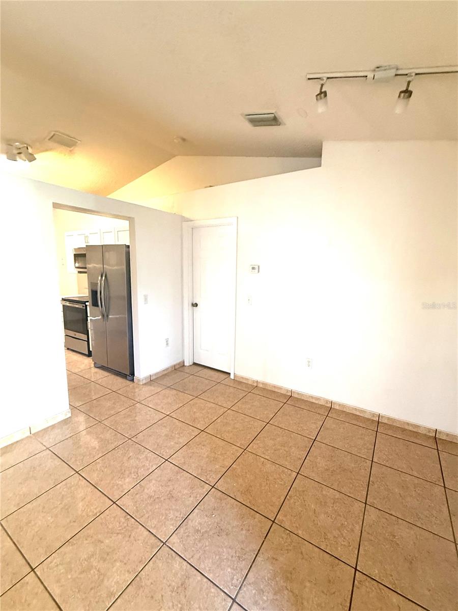 1011 CANNES DR, KISSIMMEE, FL — photo 4