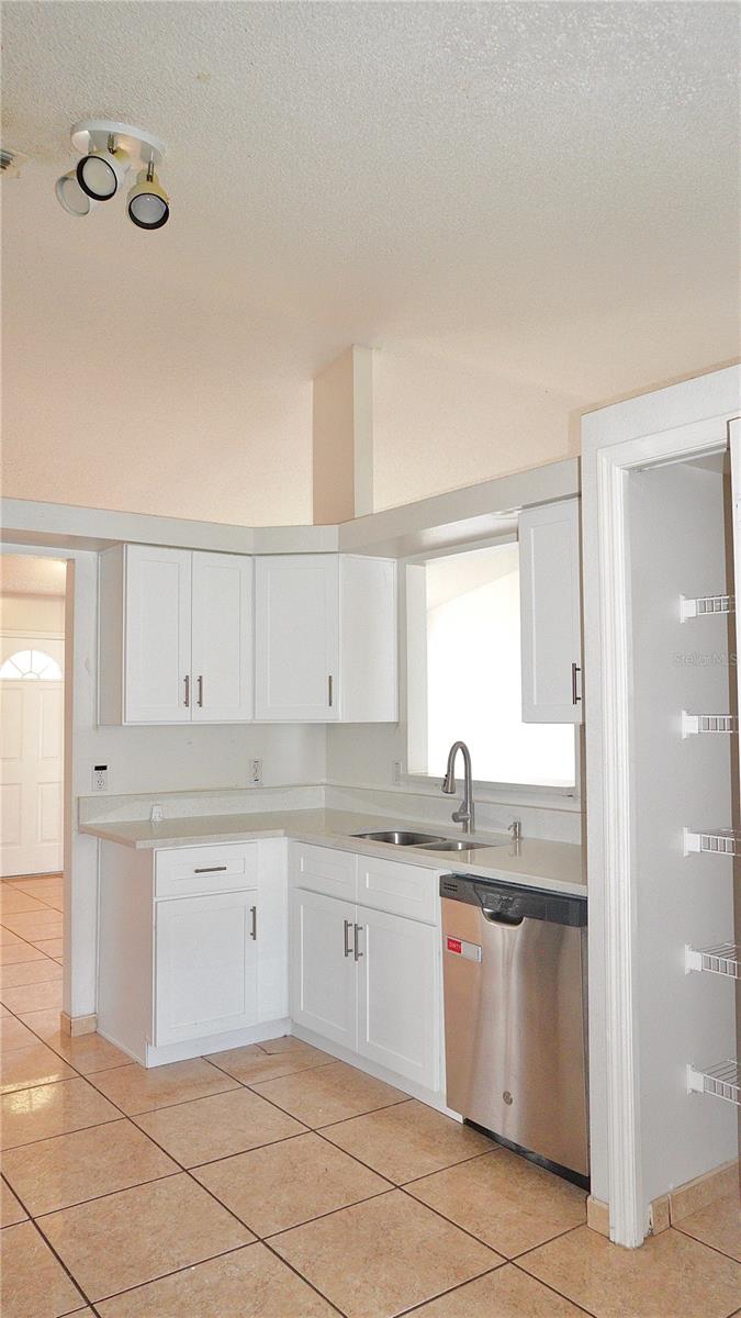 1011 CANNES DR, KISSIMMEE, FL — photo 10