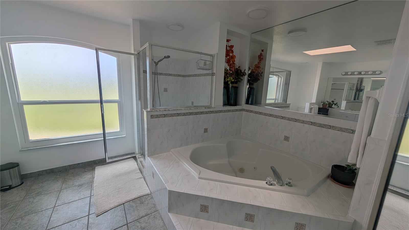 858 MENDOZA DR, KISSIMMEE, FL — photo 18