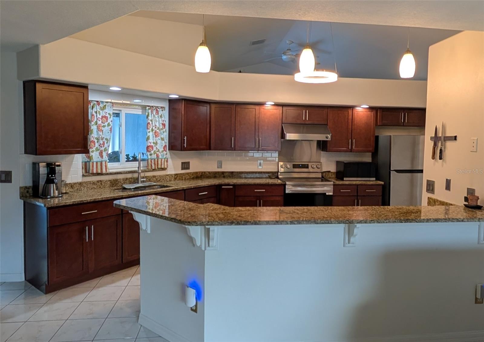 858 MENDOZA DR, KISSIMMEE, FL — photo 29