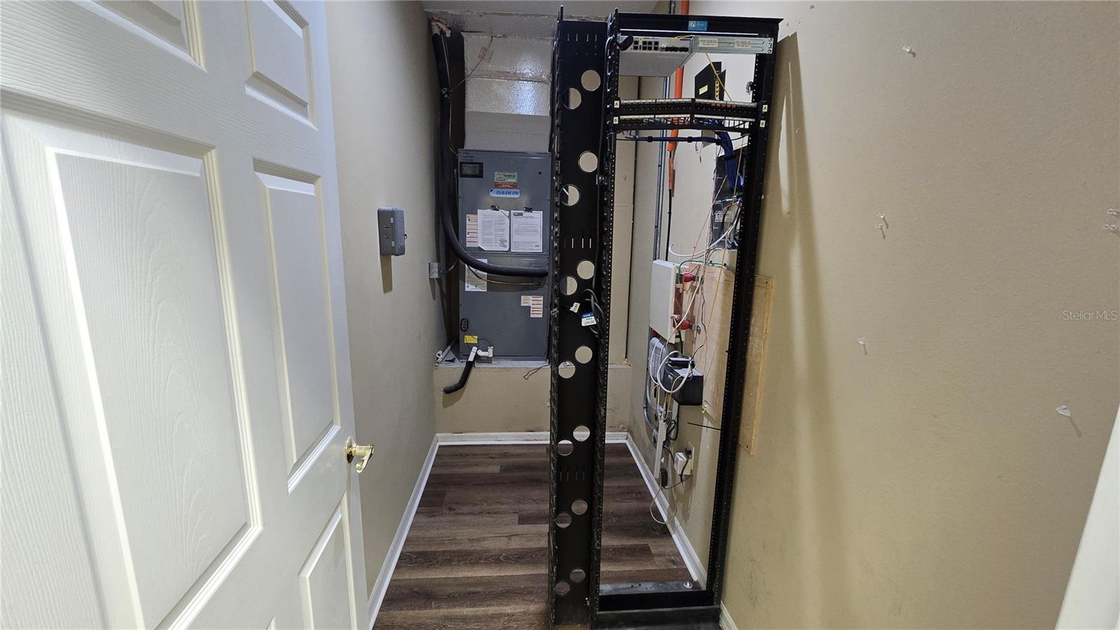 2649 WINDGUARD CIR #102, WESLEY CHAPEL, FL — photo 36