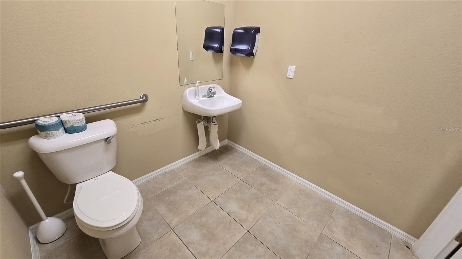 2649 WINDGUARD CIR #102, WESLEY CHAPEL, FL — photo 40