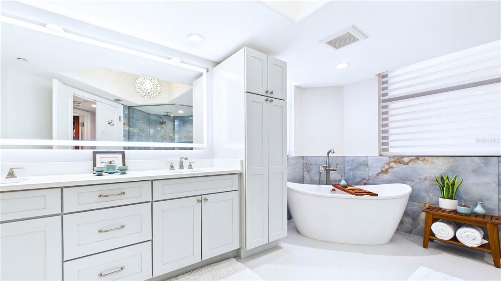 1241 GULF OF MEXICO DR #506, LONGBOAT KEY, FL — photo 40