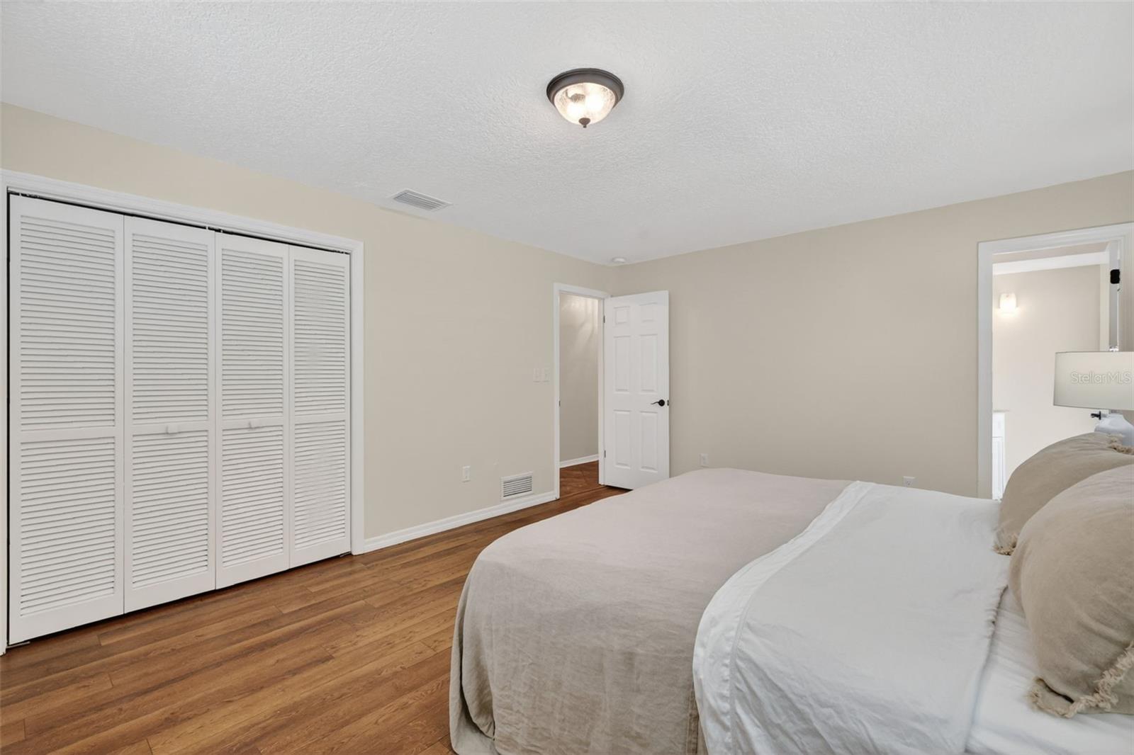 1735 LAKESHORE DR, MOUNT DORA, FL — photo 79