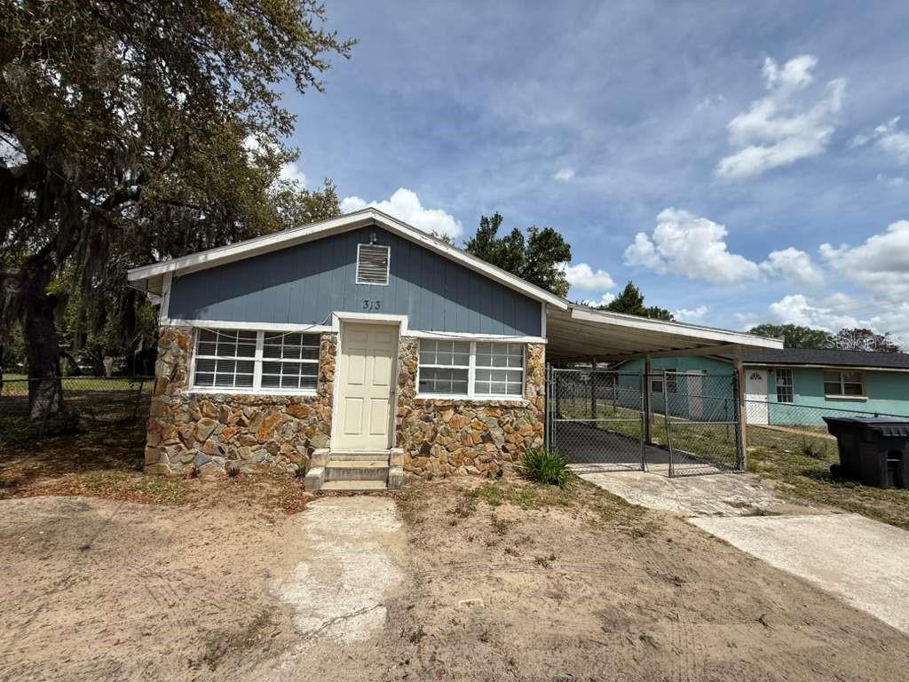 313 E BOOKER ST, AVON PARK, FL