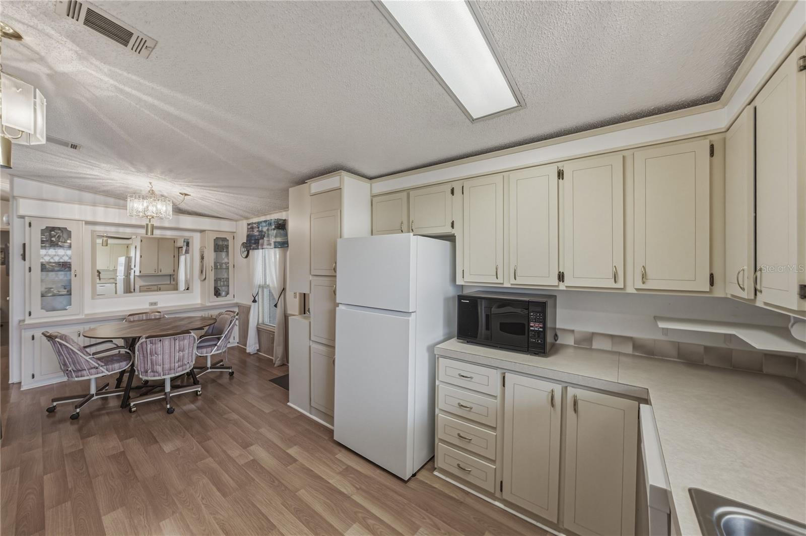 35116 COLONY HILLS DR, ZEPHYRHILLS, FL — photo 18