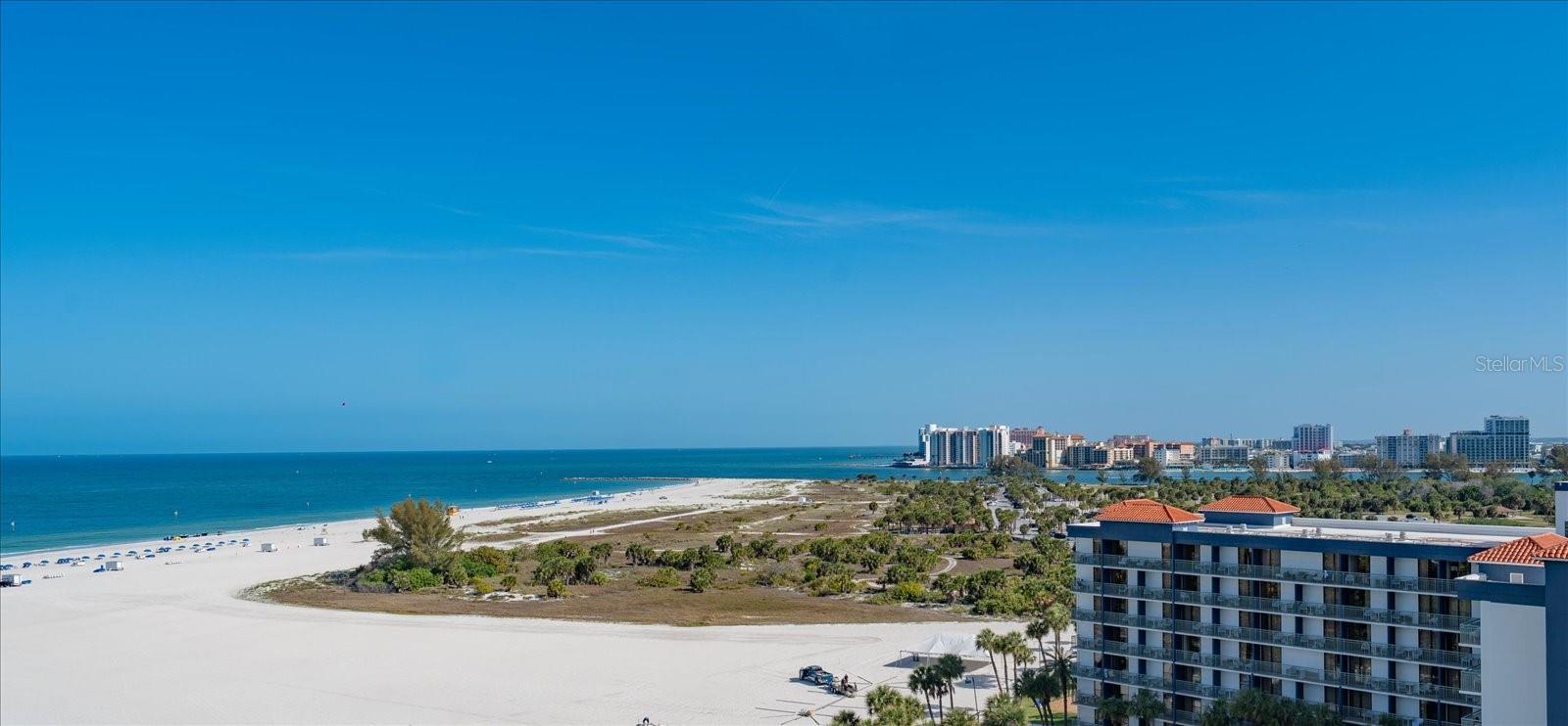1170 GULF BLVD #1004, CLEARWATER, FL — photo 2