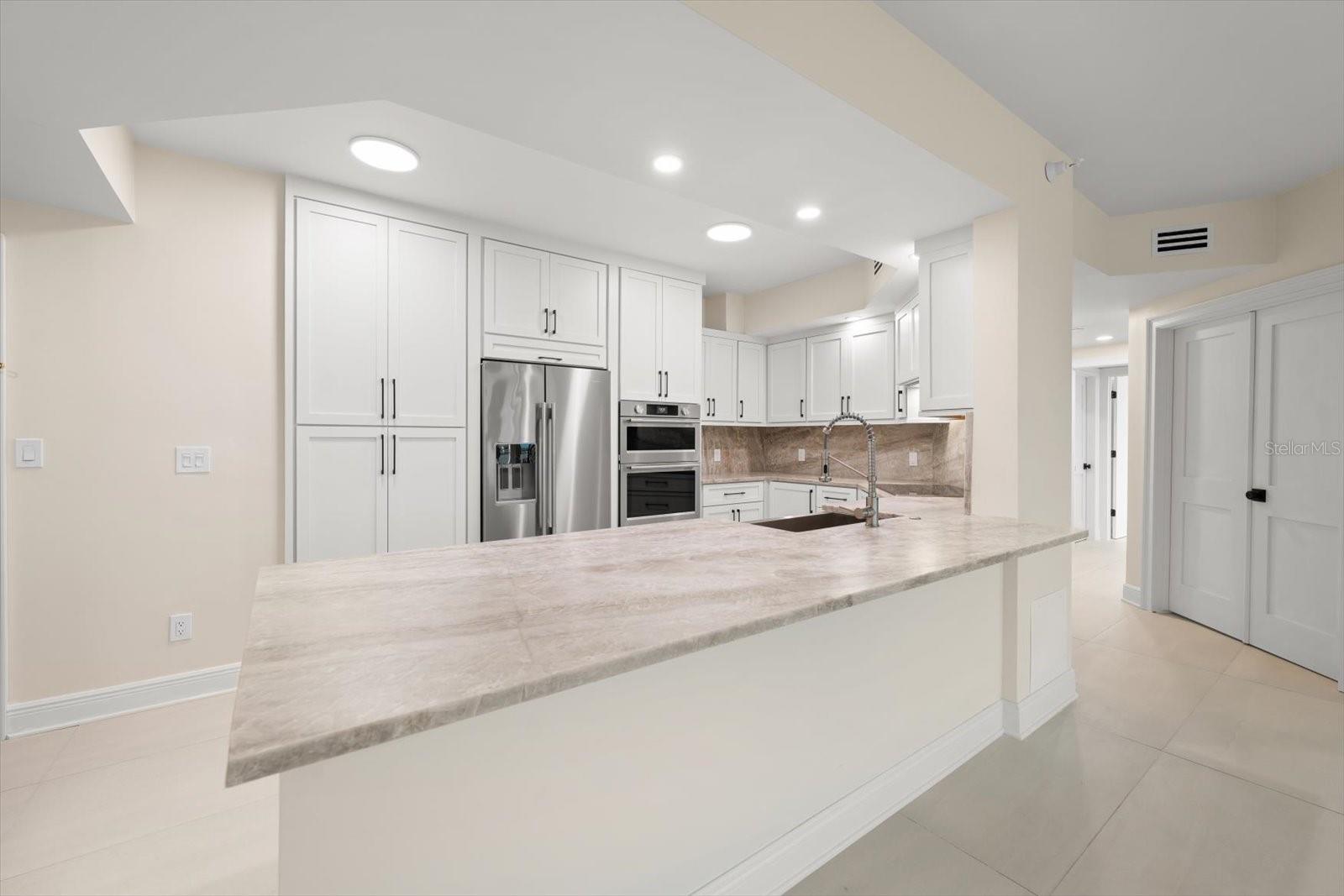 1170 GULF BLVD #1004, CLEARWATER, FL — photo 10