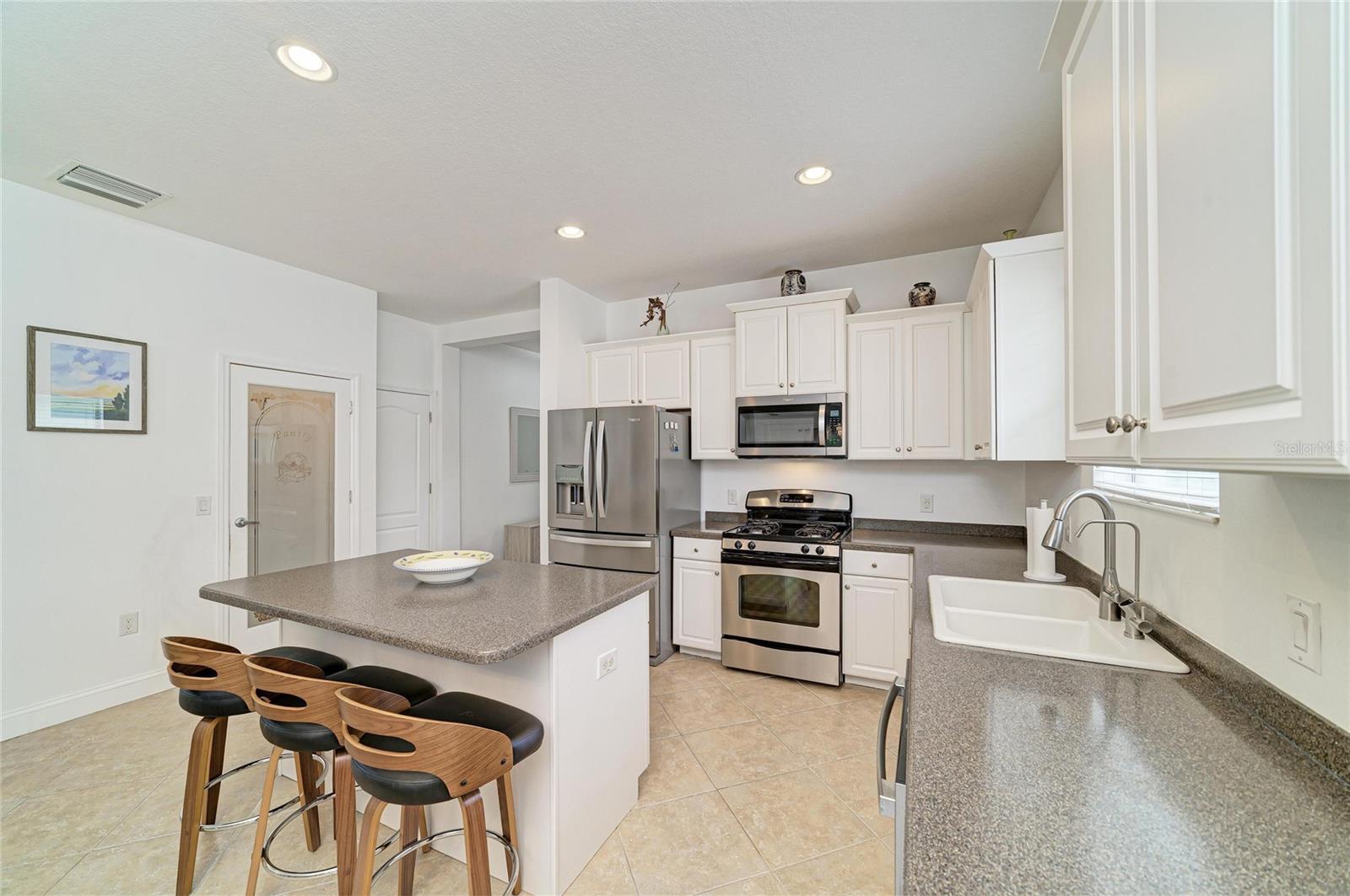 4650 WOODBROOK DR, SARASOTA, FL — photo 13