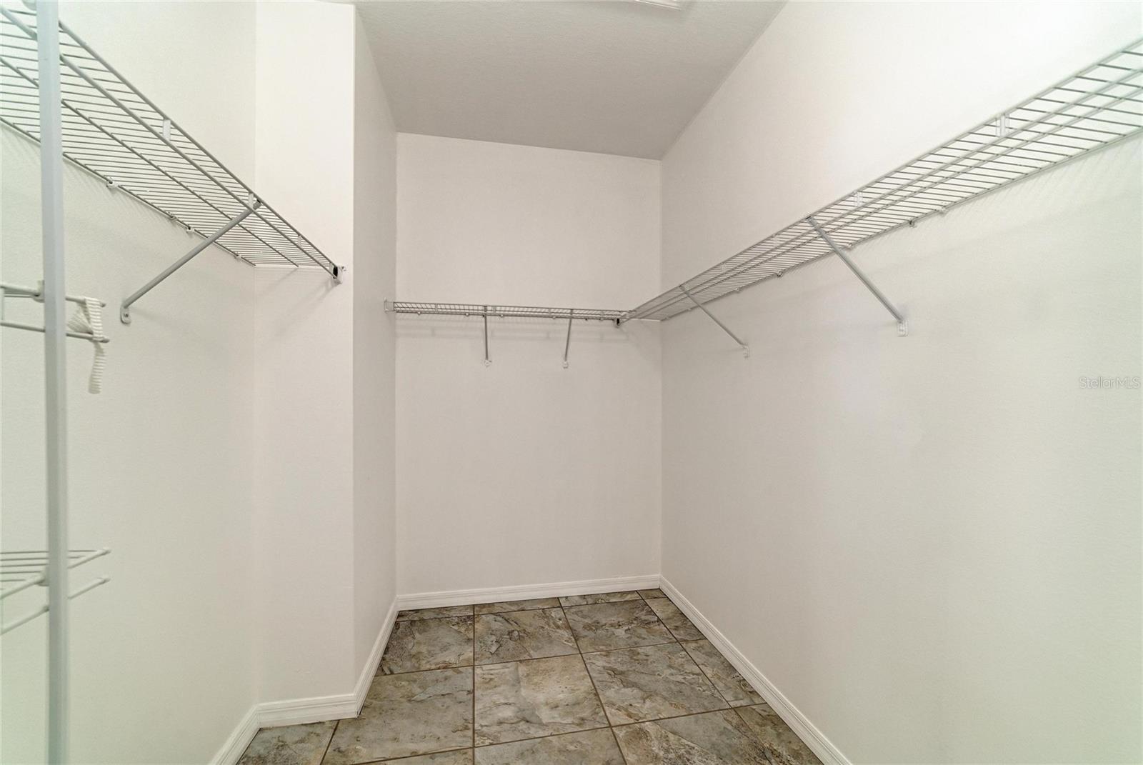 4650 WOODBROOK DR, SARASOTA, FL — photo 28