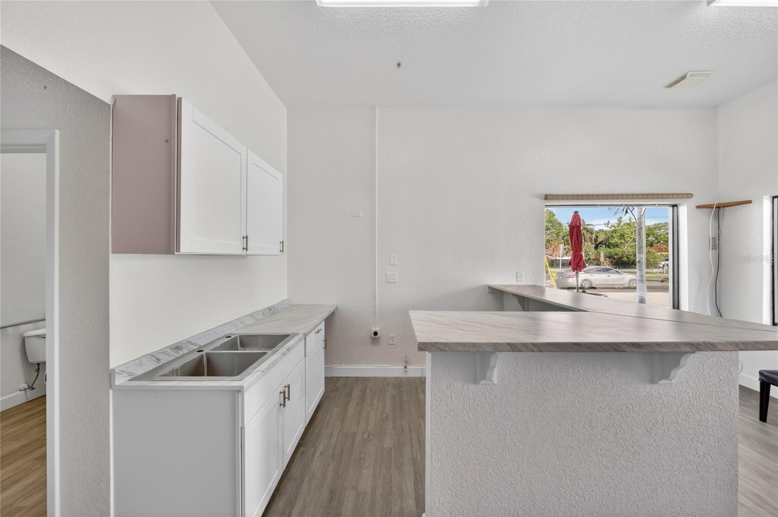 595 9TH ST, WINTER GARDEN, FL — photo 4