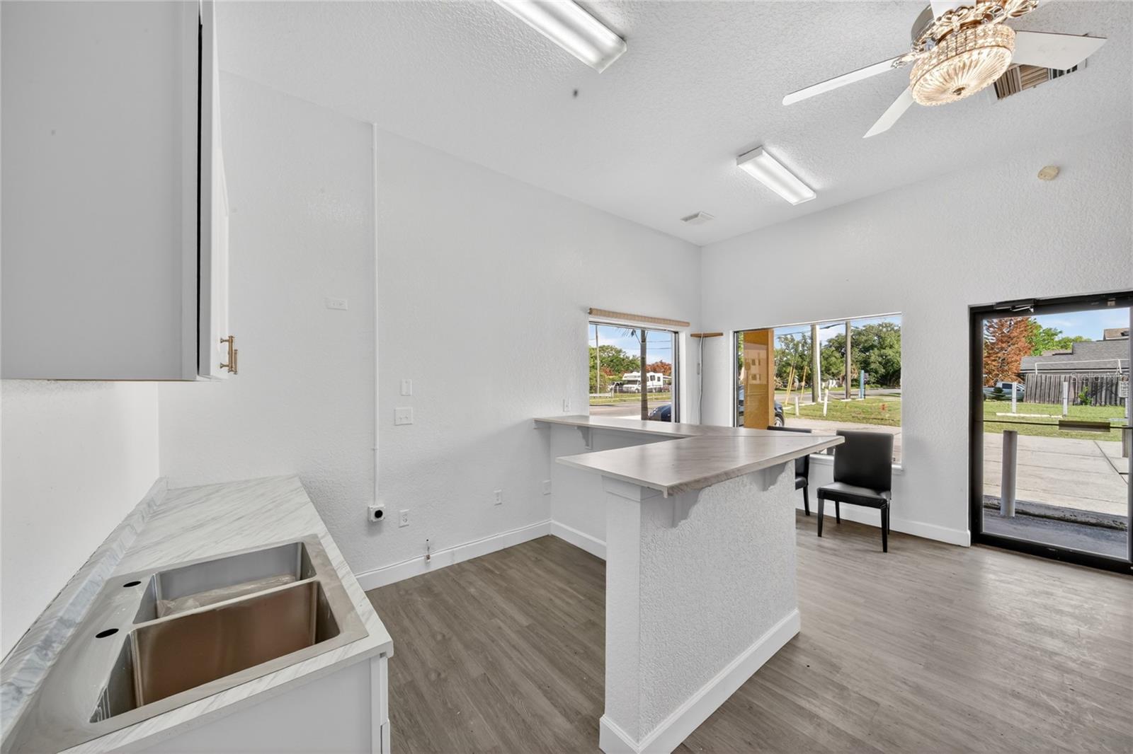 595 9TH ST, WINTER GARDEN, FL — photo 5